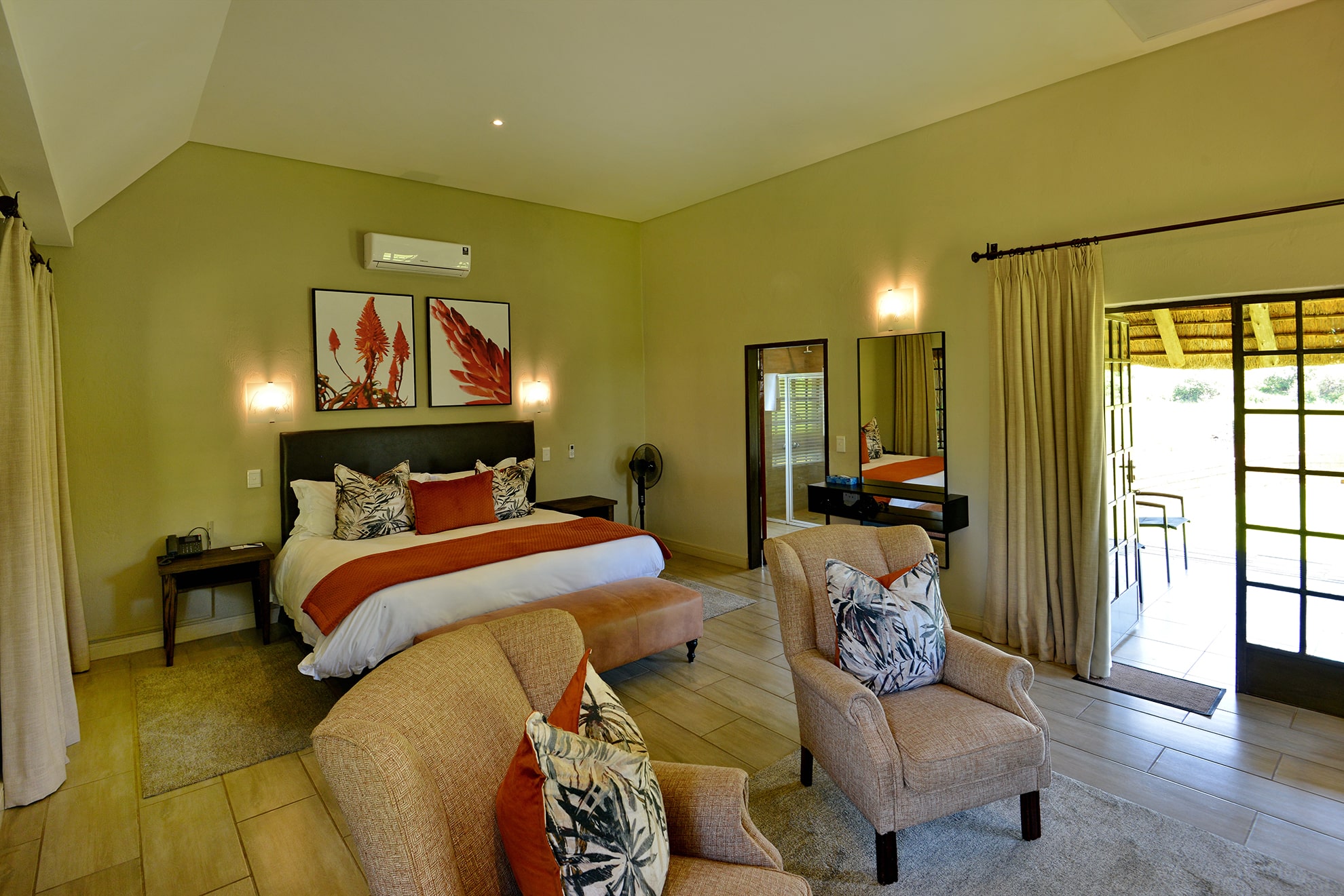 African Hills Safari Lodge Spa Southern Spoor